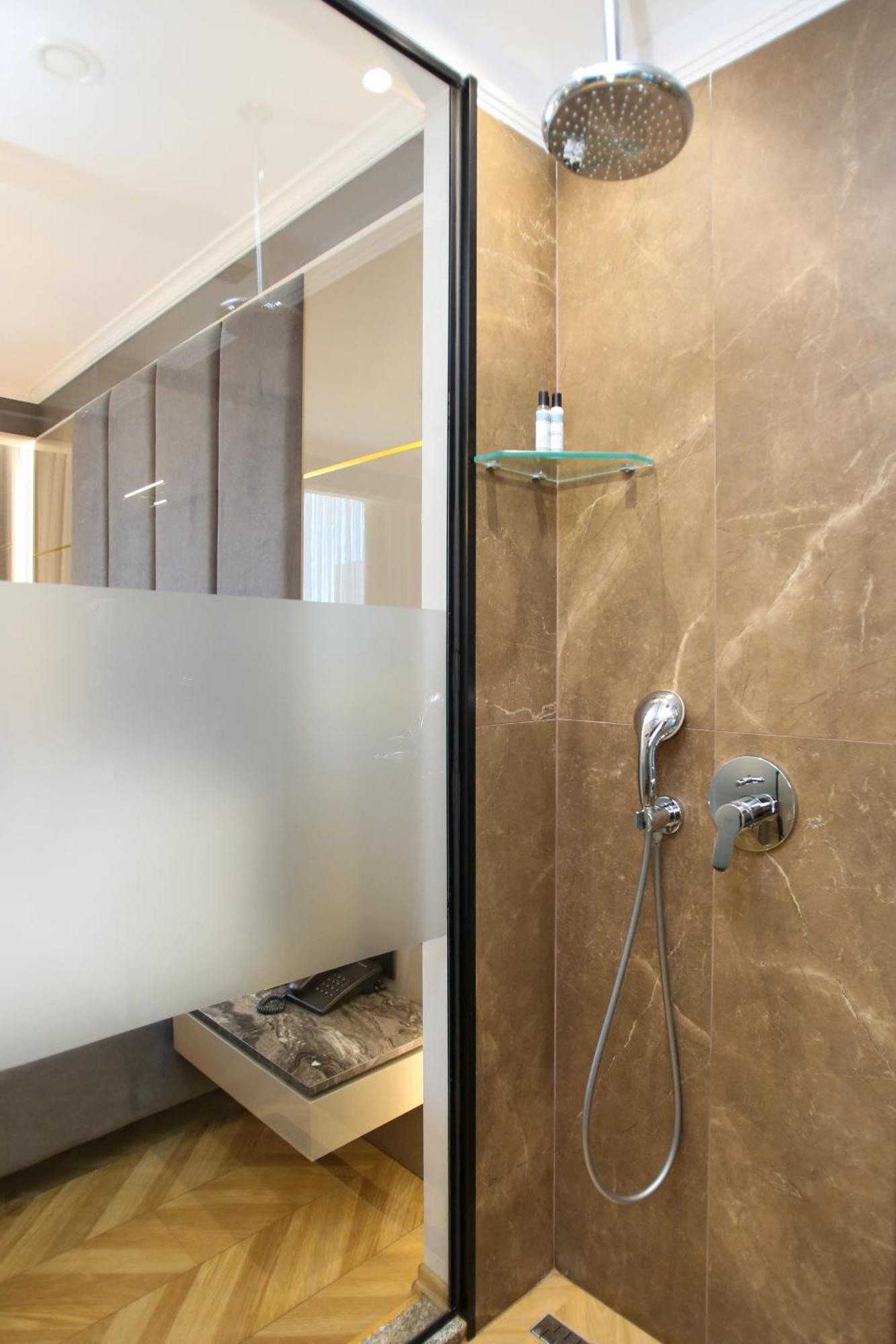 Vlorë Belvedere Hotel & Spa מראה חיצוני תמונה